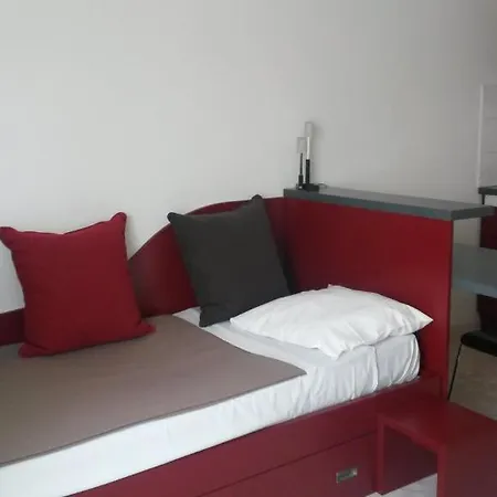 Lägenhetshotell Bed In City - Le Virgile 3*